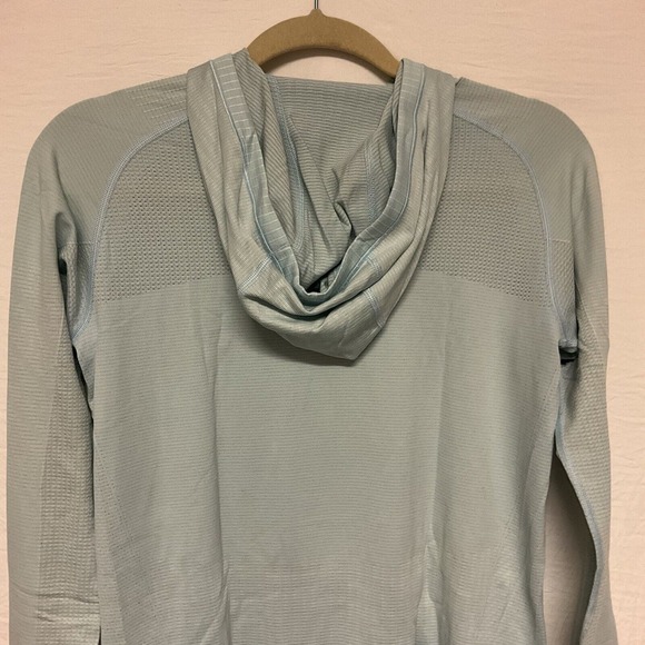 Lululemon Womens Long Sleeve Pullover‎ Hoodie Nylon Blue Size Medium - Picture 10 of 10